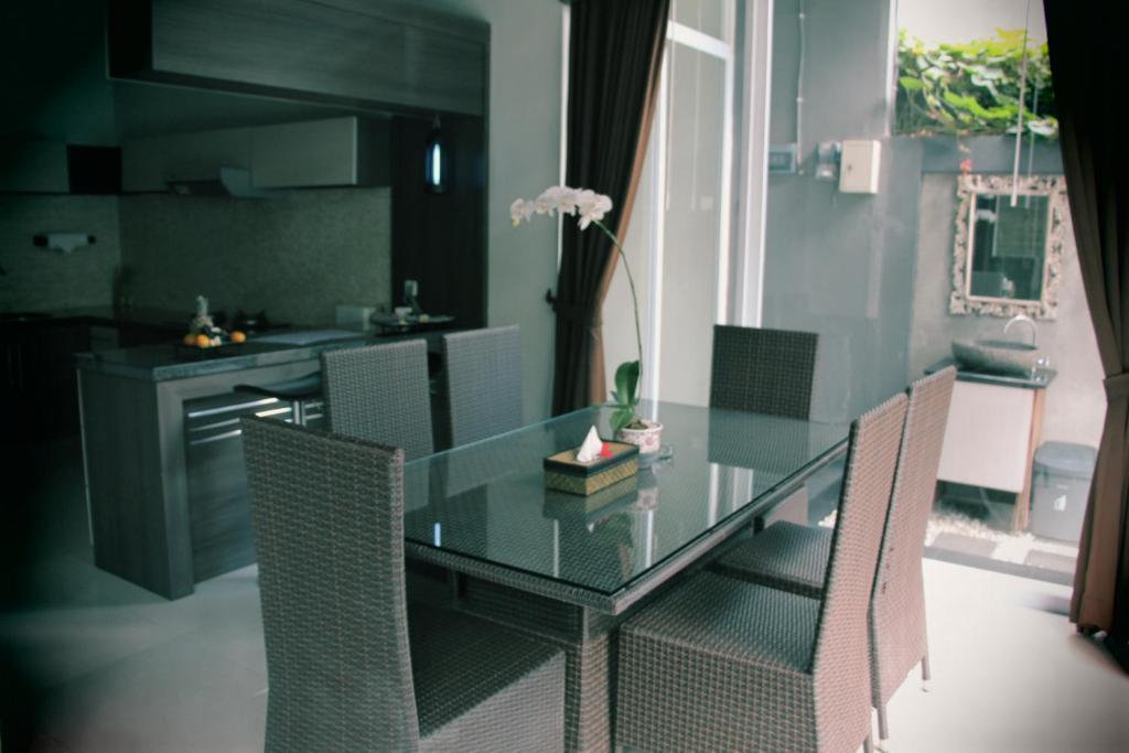 The Nakula Villas Kuta Lombok Oda fotoğraf